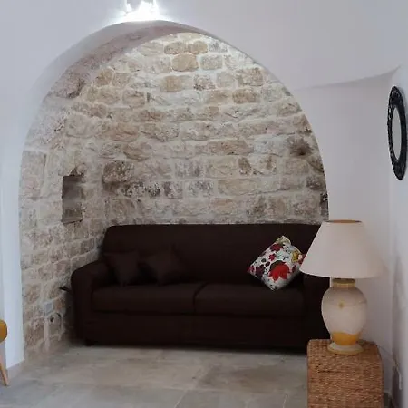 Holiday home Trullo Meringa *